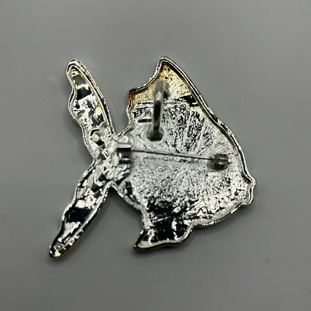 Elegant Silver and Gold Fish Brooch 2in x2in